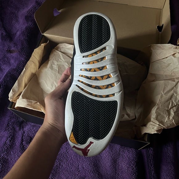 Og Jordan retro 12s
Og box worn 1 time just for pictures - Picture 3 of 5